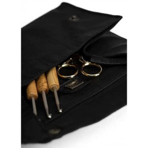 Liv Muud kolor Black Skórzane Etui